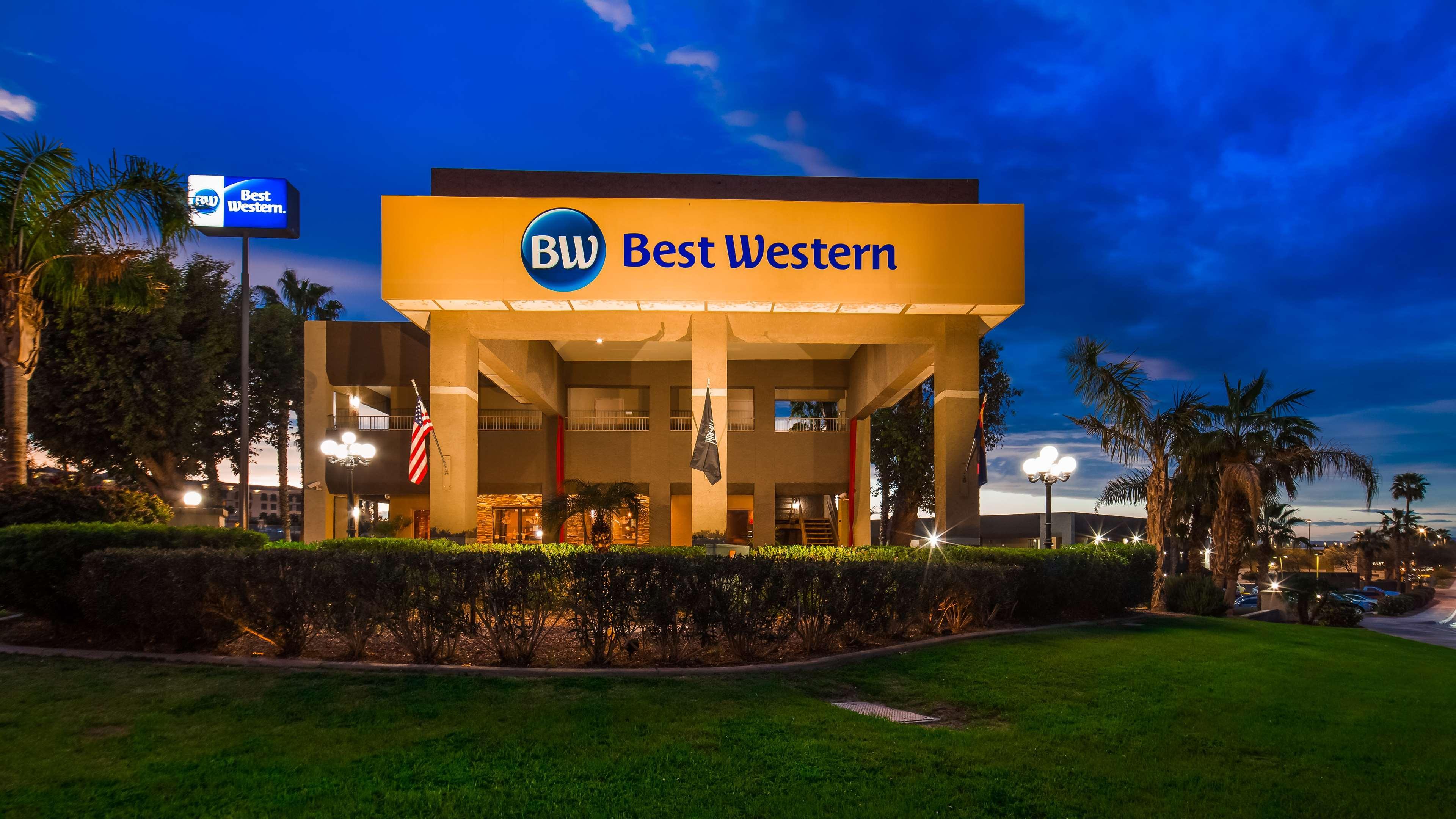 Best Western Yuma Mall Hotel & Suites Екстериор снимка